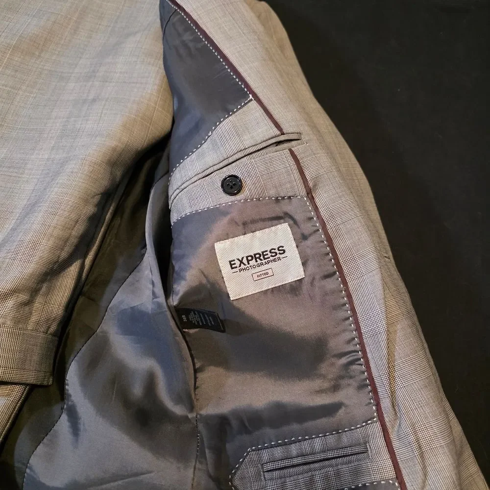 Express Light Gray Suit 38R